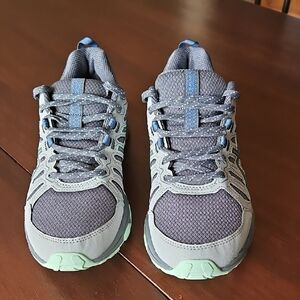 Asics Gel Venture 7 Gray w Blue &  Green Piping Womens Athletic Shoes Sz 7.5